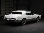 Oldsmobile Toronado Brougham 1981 года